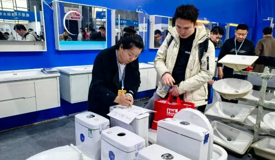 长葛市卫浴陶瓷产业园智能化改造完成 年出口额增长至15亿元